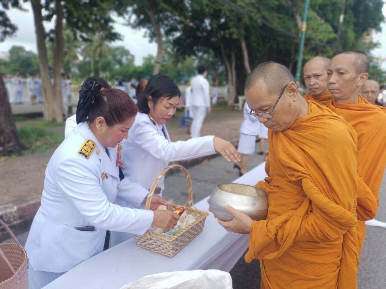 title - ส.ป.ก.จันทบุรี เข้าร่วมกิจกรรมเนื่องในวันคล้ายวันพระราชสมภพ สมเด็จพระนางเจ้าสิริกิติ์พระบรมราชชนนีพันปีหลวง และวันแม่แห่งชาติ 12 สิงหาคม 2569